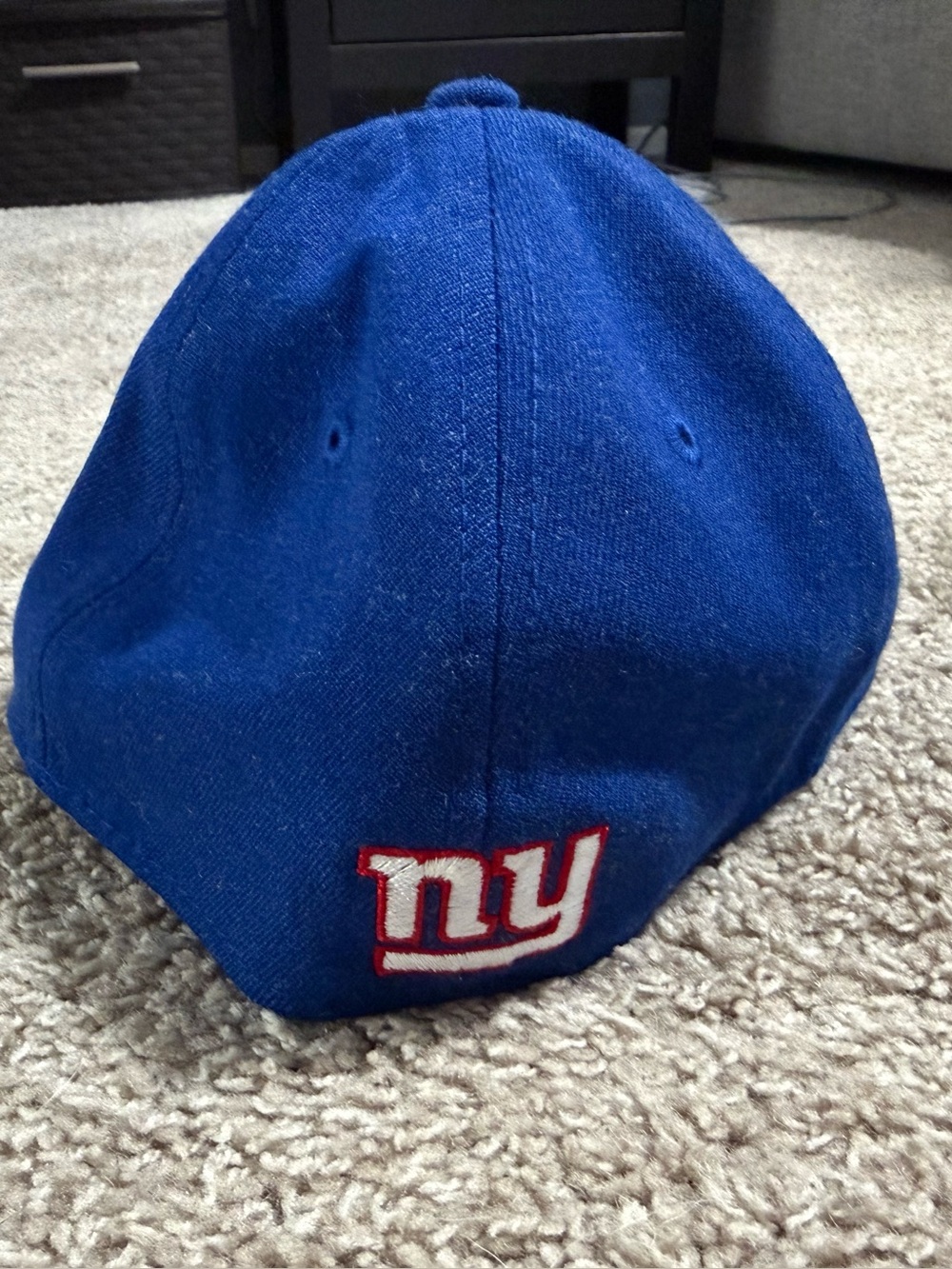 New York Giants Hat - Picture 2 of 3
